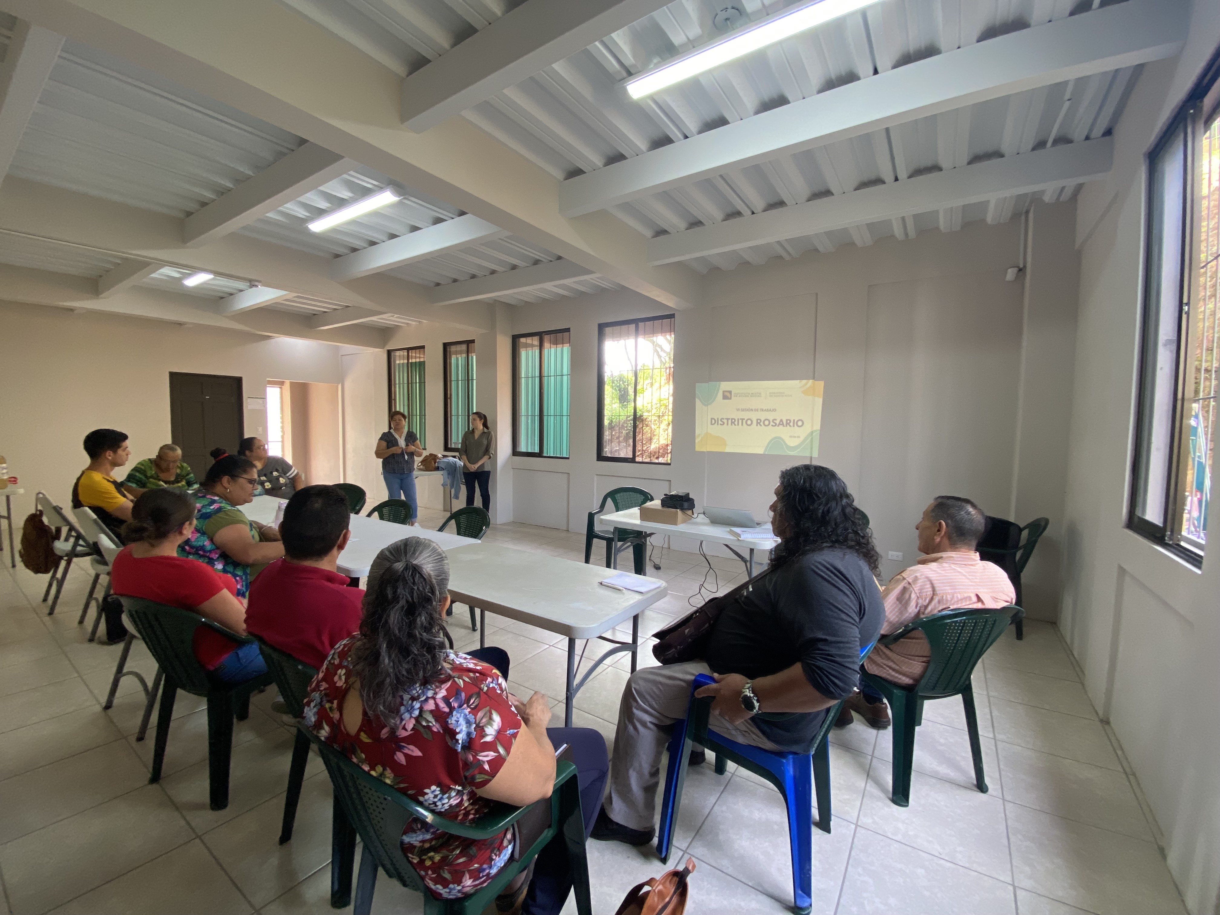 Imagen de las sesiones en el Rosario.