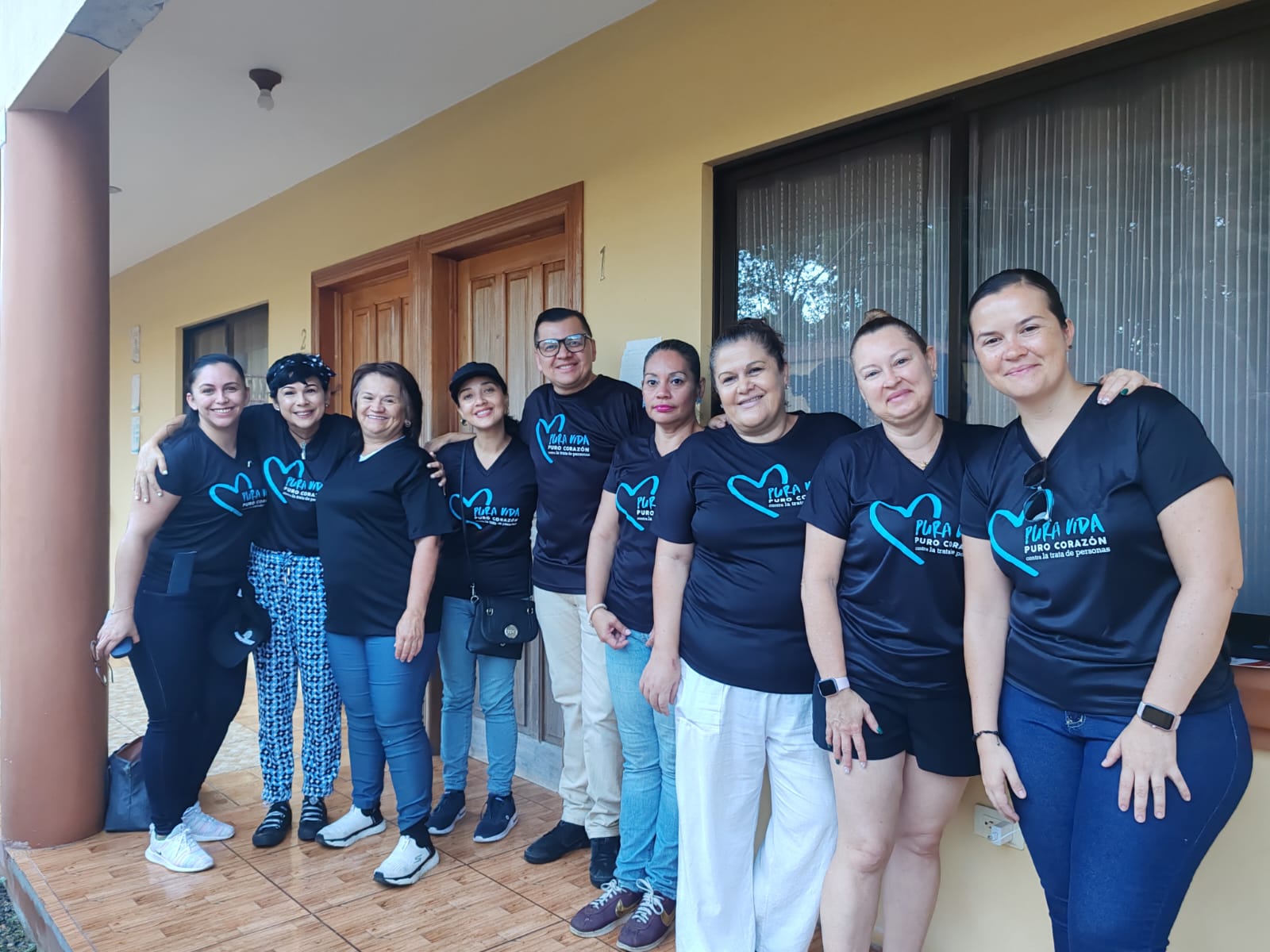 Personal del IMAs y de instituciones panameñas dutante la marcha contra la trata de personas.