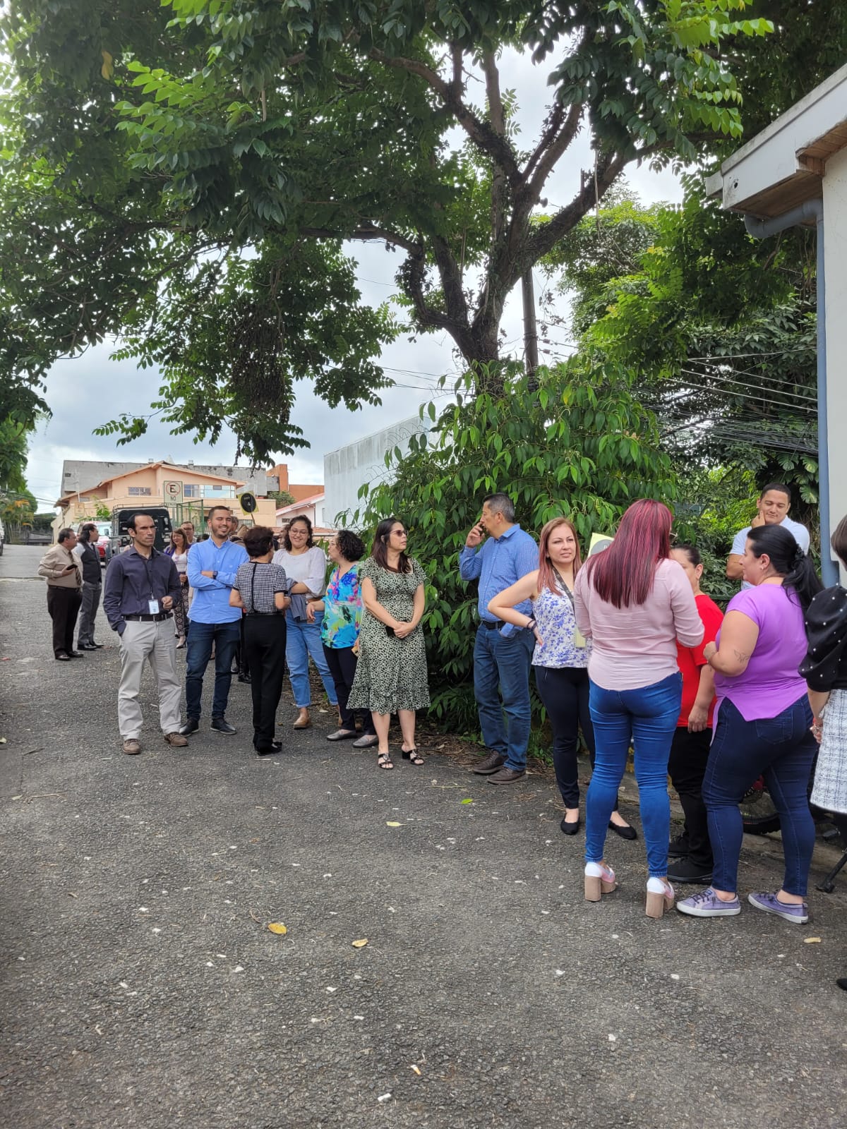 Personal del I MAS durante el Simulacro de Evacuación