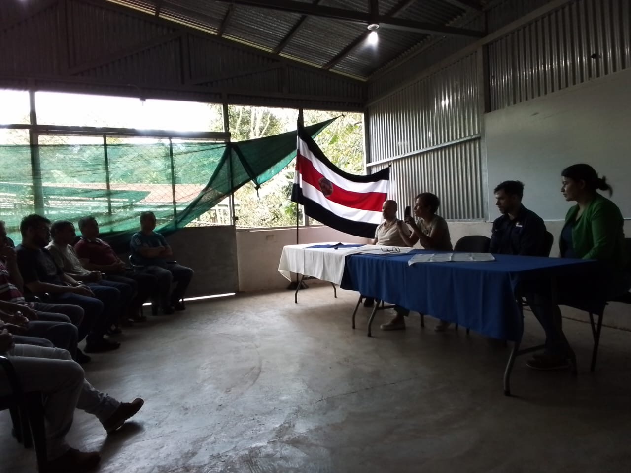 PE, DDS, ARDSS y ULDS,  compartieron con los emprendedores en el centro de acopio