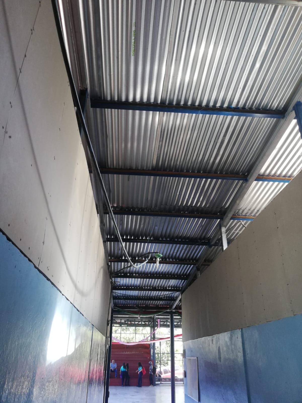 Imagen del pasillo de la escuela