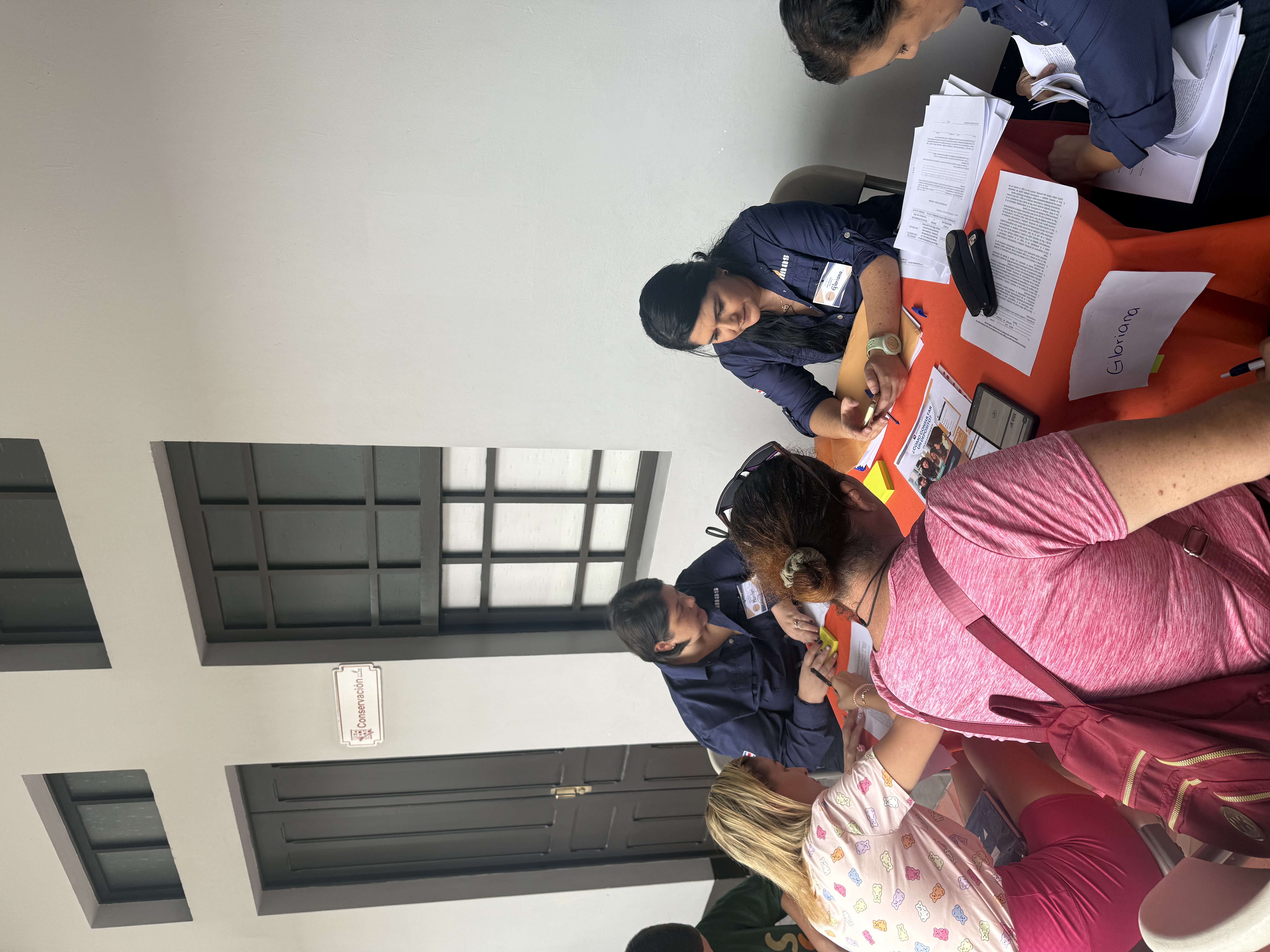 IMAS contó con un stand para guiar a las personas.