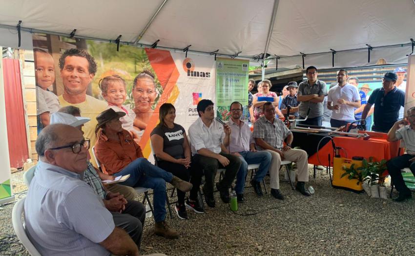 67 familias cafetaleras dialogan con el Presidente de la república Carlos Alvarado Quesada y con el Presidente Ejecutivo del IMAS Juan Luis Bermúdez Madriz.