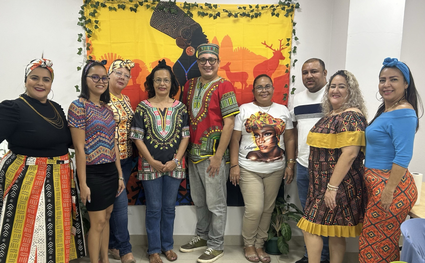 Imagen de las compañeras y compañeros del ARDS Puntarenas en conmemoración del Día de la Persona Negra y la Cultura Afrodescendiente