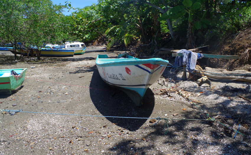 Imagen de embarcaciones pesqueras en el Golfo de Nicoya