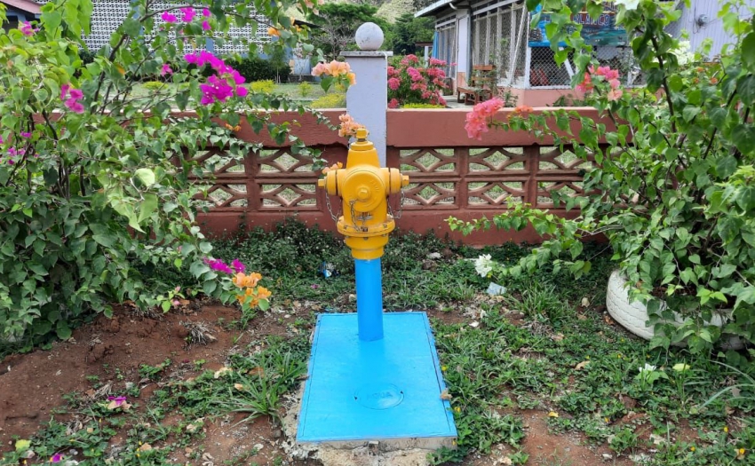 Imagen de hidrante, parte de las Mejoras en las redes de abastecimiento de agua en la Península de Nicoya