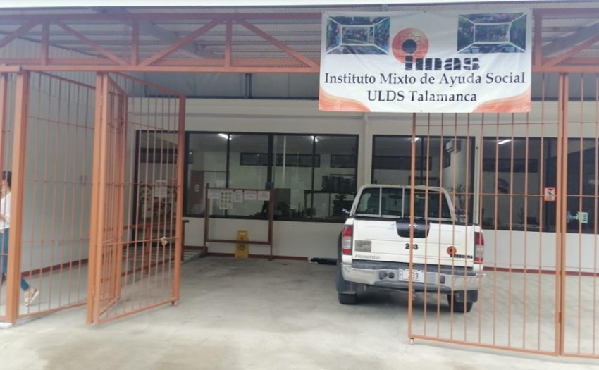 Imagen de la oficia en Talamanca. Habitantes de Telire, Bratsi, Cahuita y Sixaola reciben una atención de calidad en instalaciones nuevas y equipadas de acuerdo con la ley 7600.