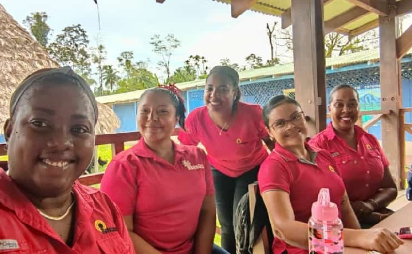 Imagen de las personas trabajadoras sociales de Siquirres.