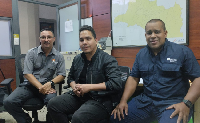 Imagen de los compañeros Robert Arce, Brayan Berrocal y y Víctor Rojas son los encargados de correspondencia y repografía, siempre listos para apoyarles.