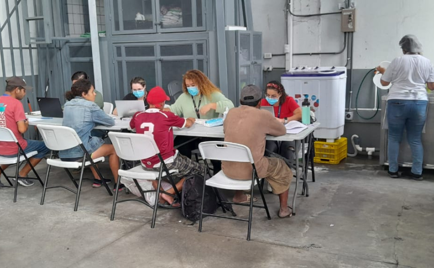 Imagen de la atención a personas en situación de calle IMAS Suroeste