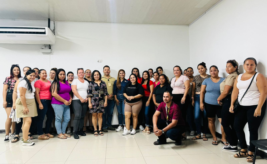 Jefas de familia de Atención Integral reciben capacitación en el IMAS para inscribirse en plataforma de Trabajo ANE y tener opción a la búsqueda de un empleo