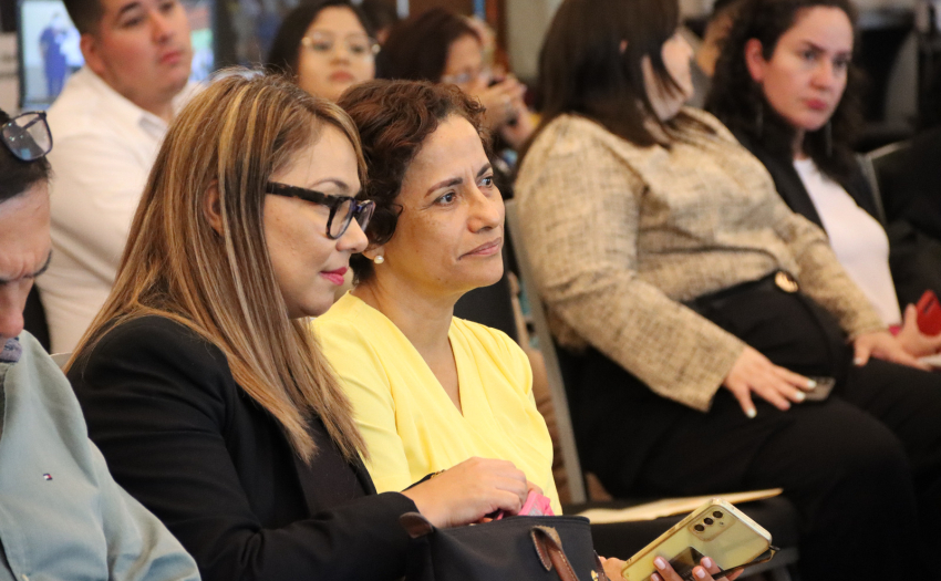 La pResidenta Ejecutiva del IMAS, Yorleny León Marchena durante el I Encuentro Nacional de Cuidados