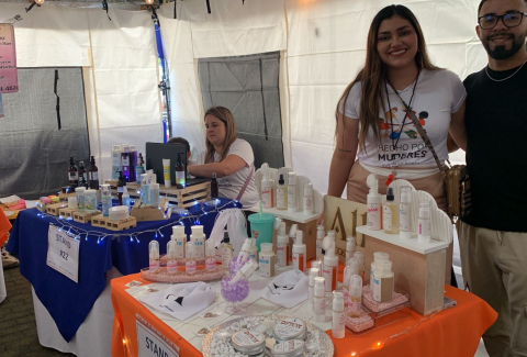 Imagen de empresarias apoyadas por Fideimas e IMAS